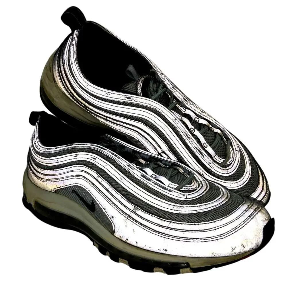 Nike Air Max Mens Reflective Silver Rare Vintage Sneakers - Size: 11 1/2